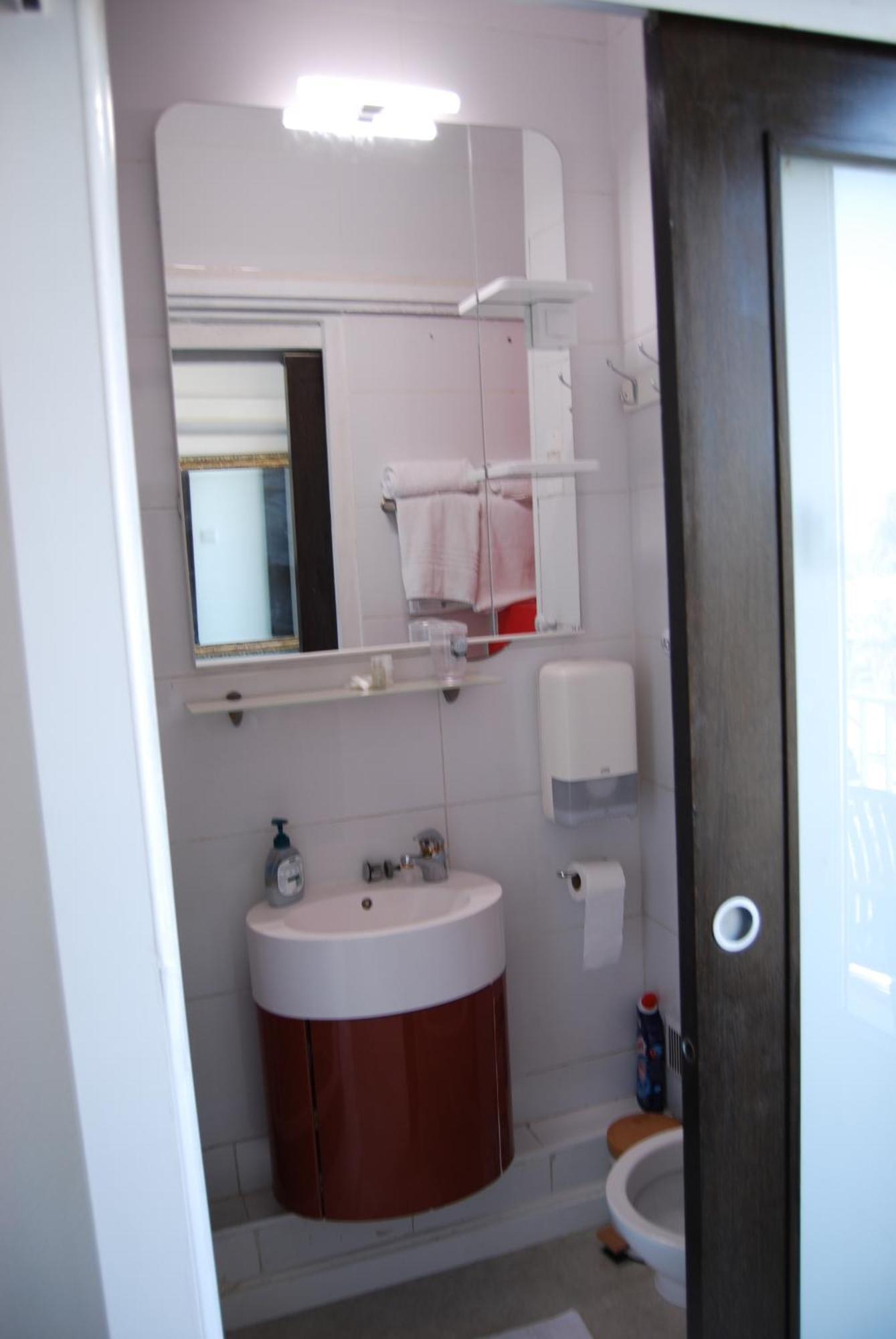 Hotel Azur 2*