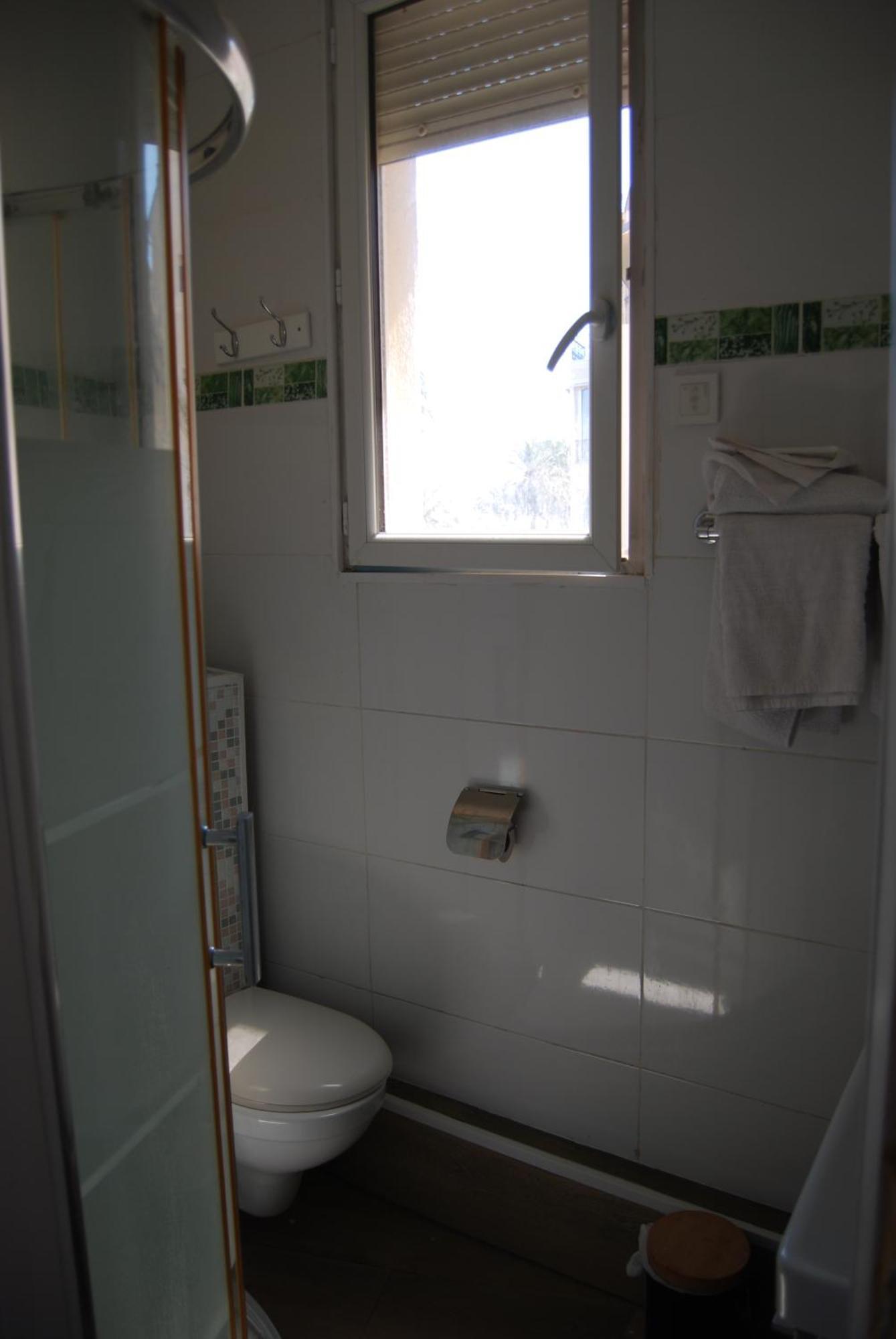 Hotel Azur 2*